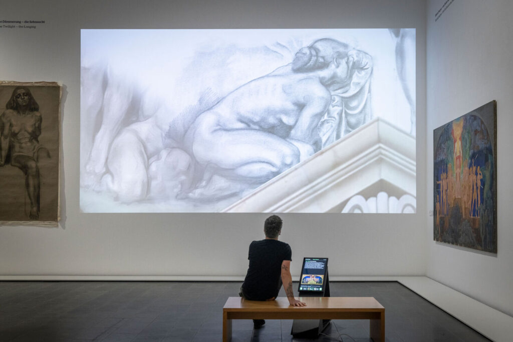 Projektion der rekonstruierten Fresken in der Lührig-Ausstellung